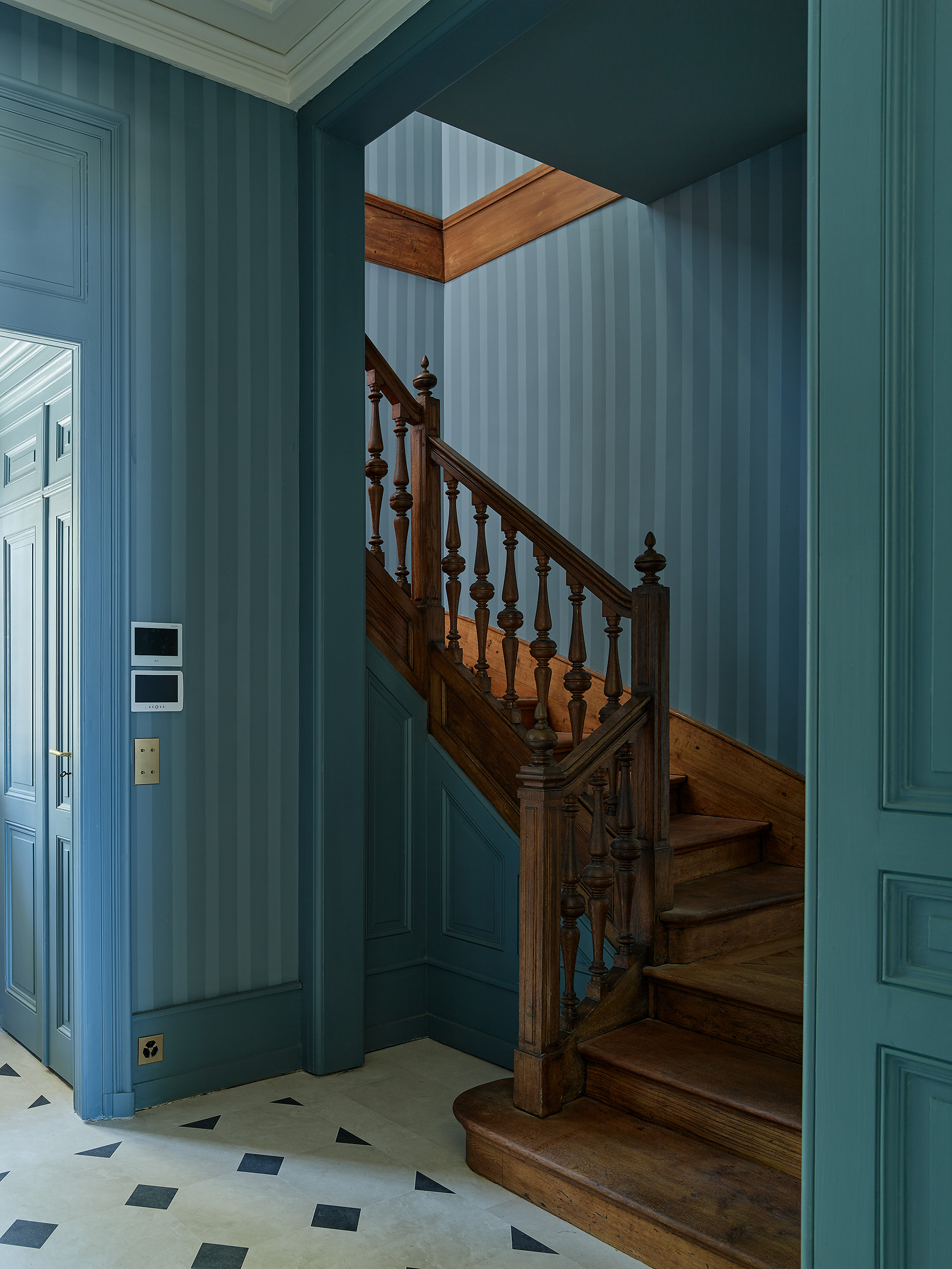 Ahp0069 AIQ4 009424 J2560